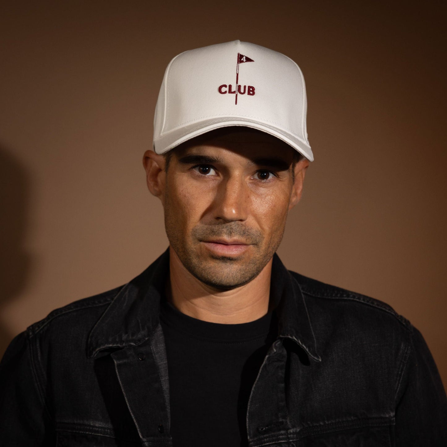 MULLI | Off-White & Dark Red